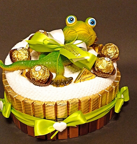 Handtuchtorte zum Geburtstag mit Glücks Frosch